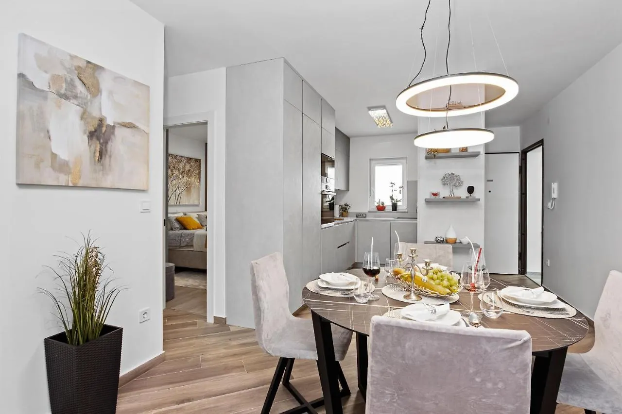 Apartment Leone Medulin
