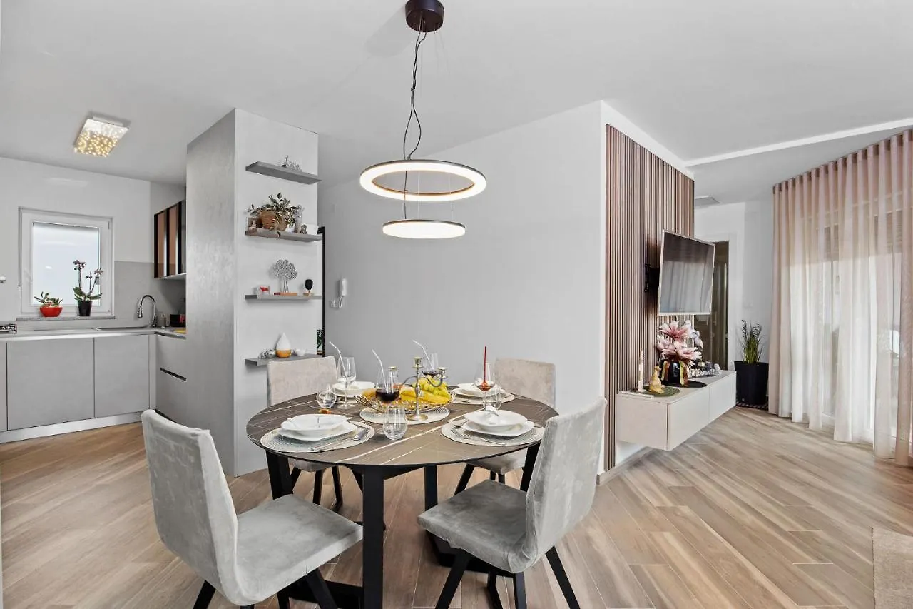 Apartment Leone Medulin