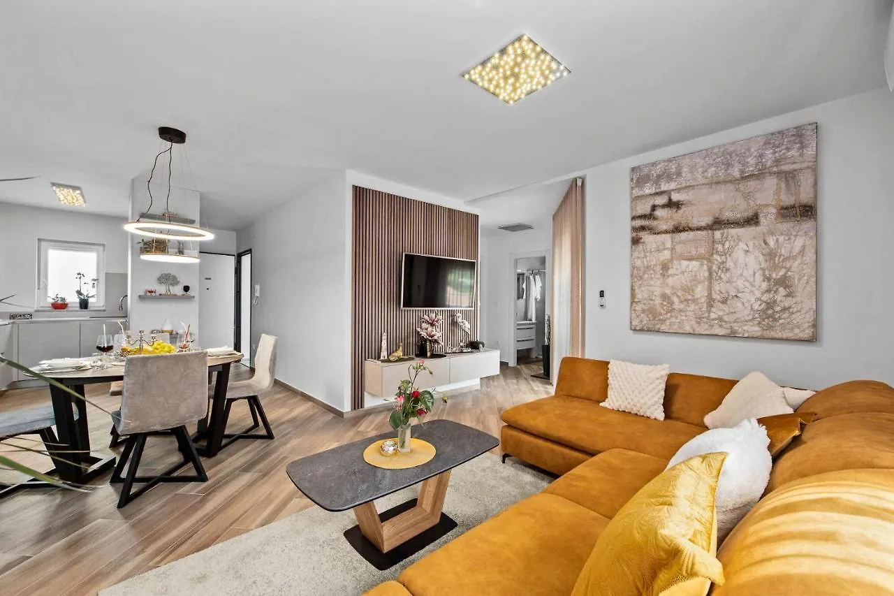 Apartment Leone Medulin