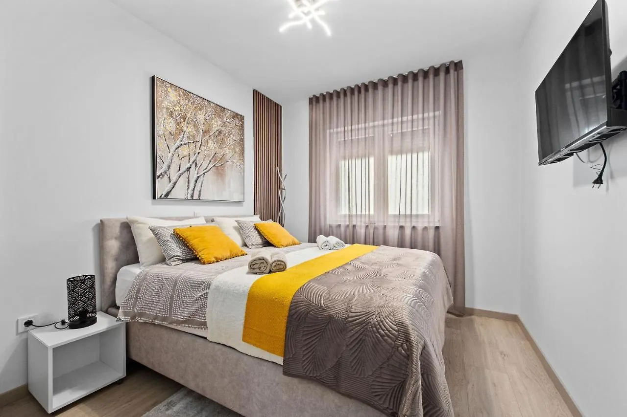 Apartment Leone Medulin