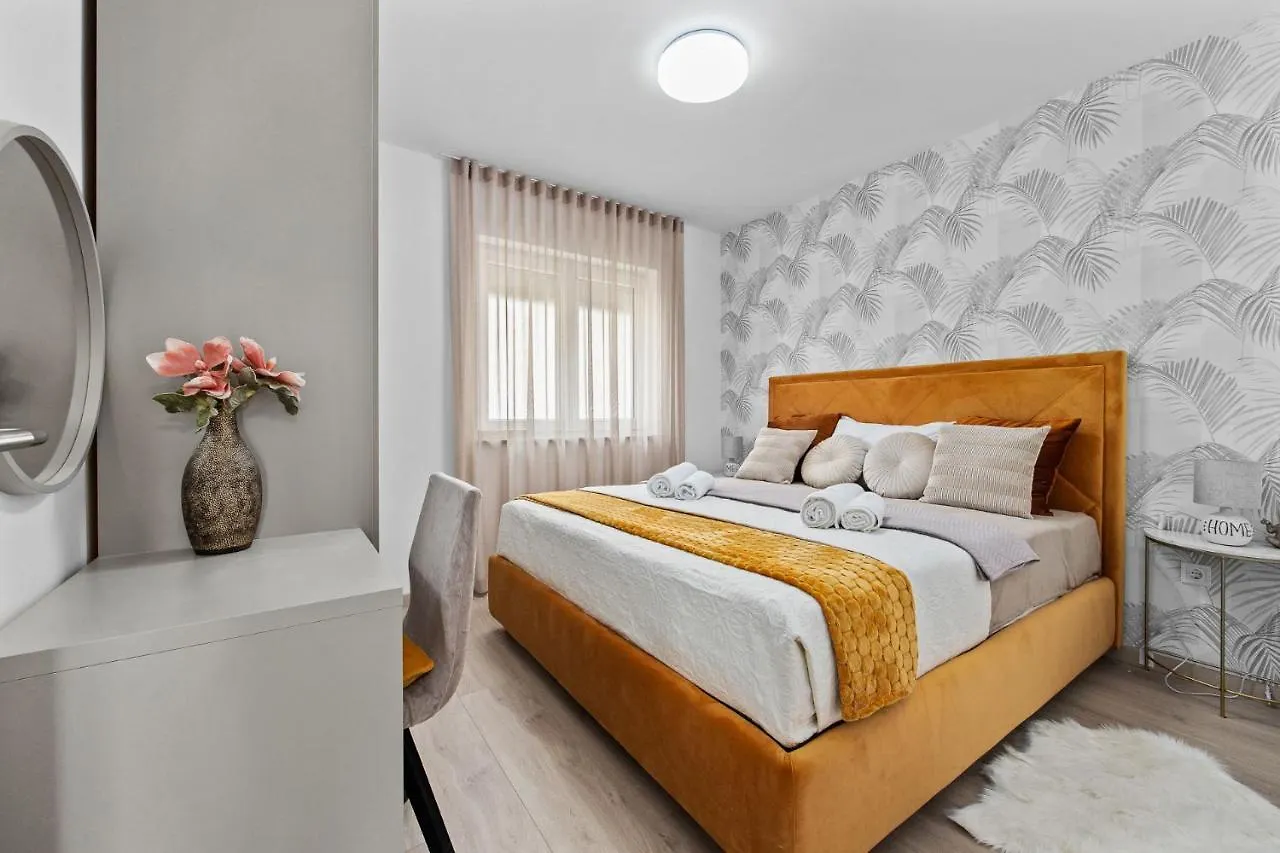 Apartment Leone Medulin